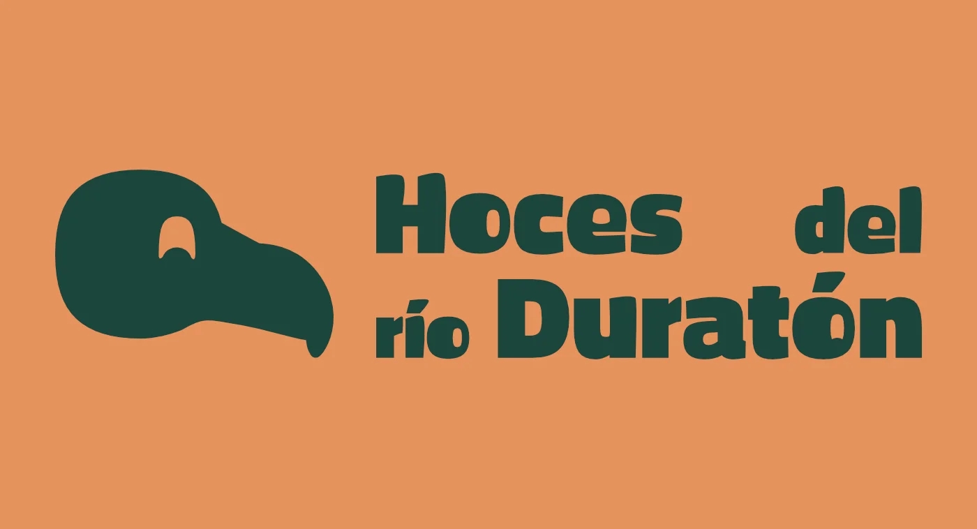 Logotipo Hoces del río Duratón sobre fondo naranja